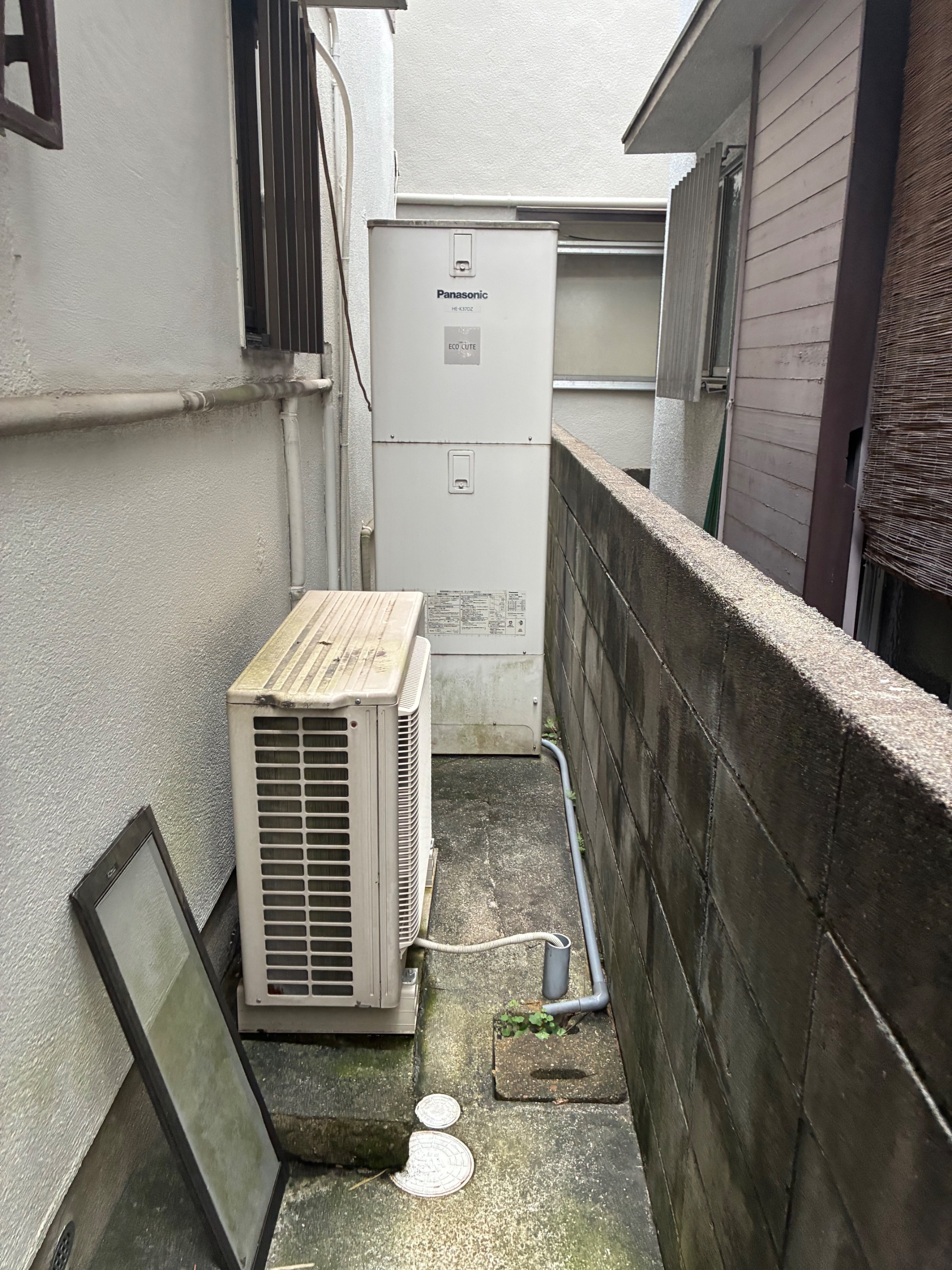 兵庫県明石市Oエコキュートの施工事例工事前写真