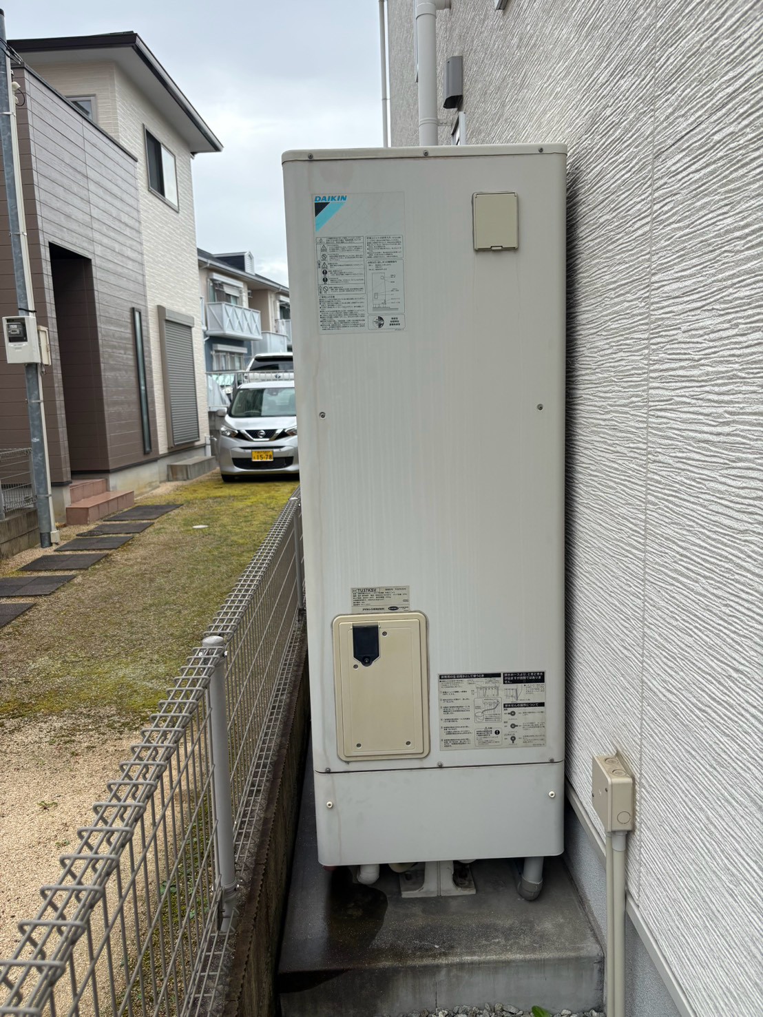 兵庫県明石市Fエコキュートの施工事例工事前写真